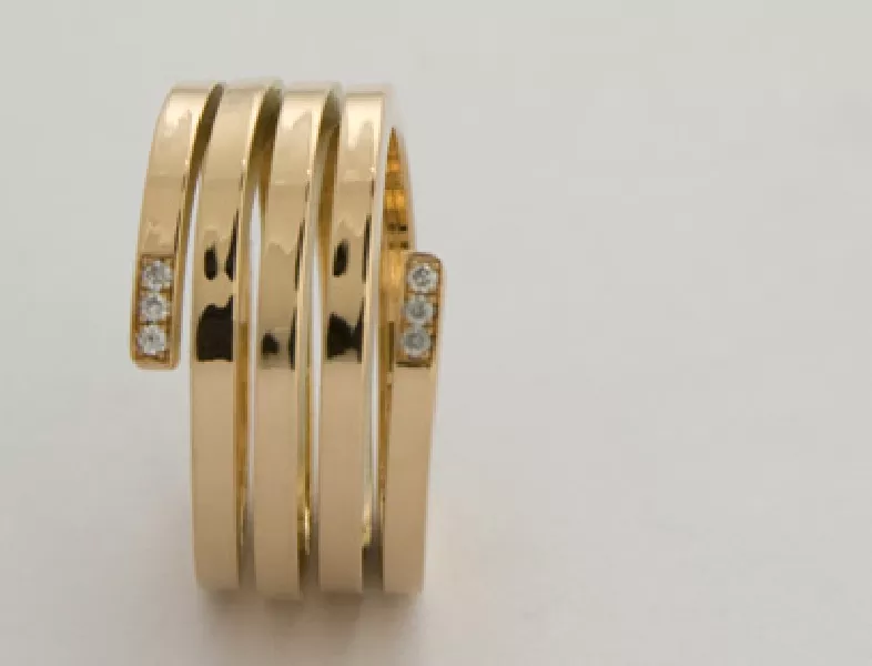 Bague ressort 6 diamants